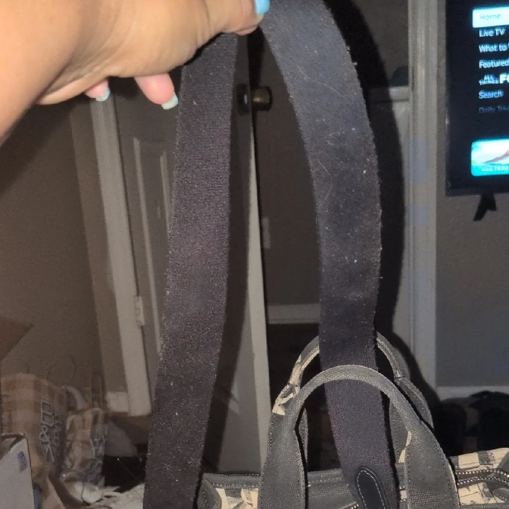 Coach Black and Cream Floral Handbag - Picture 4 of 6